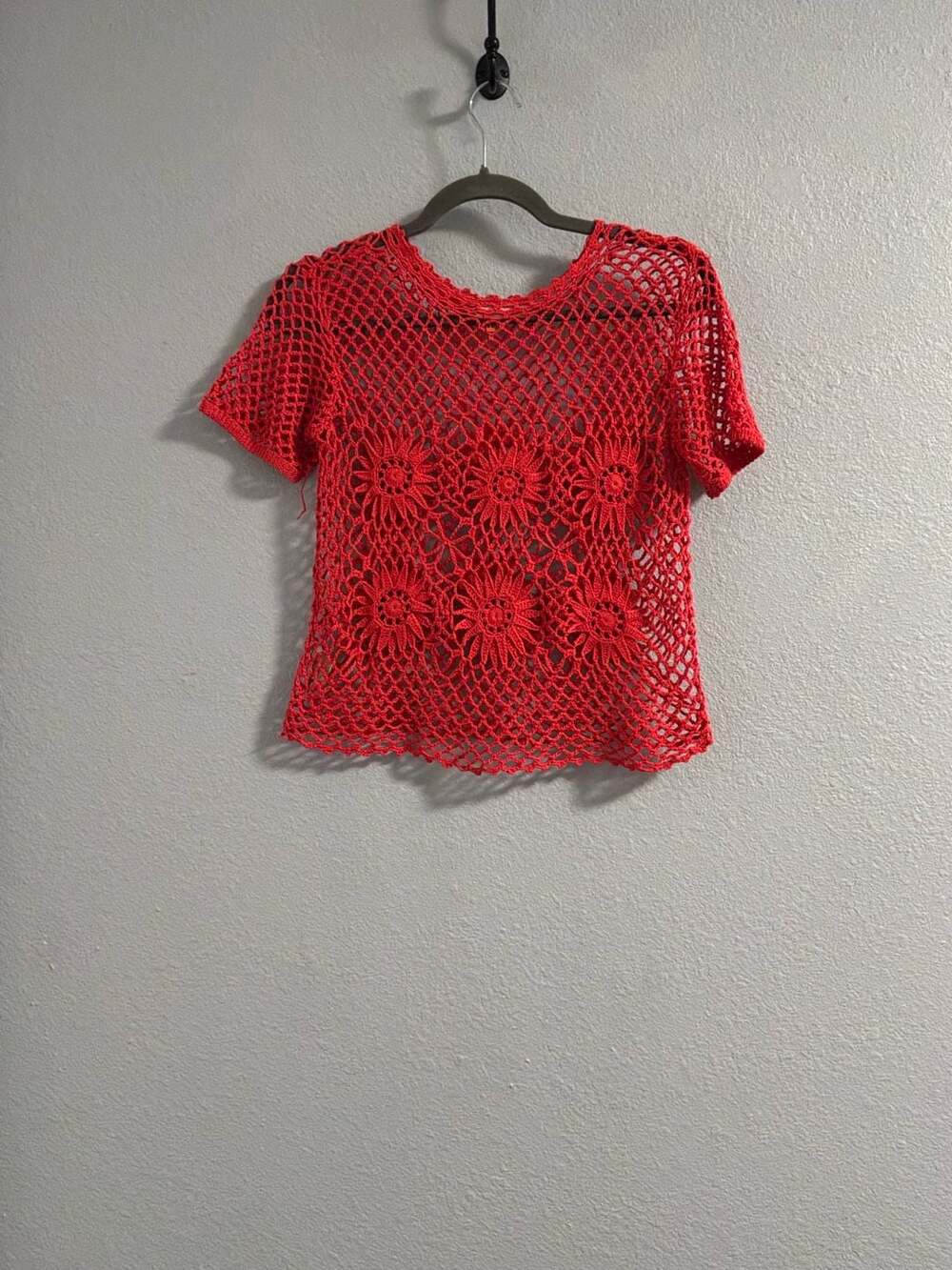 c'isa Crochet Crop Top Size L Red Short Sleeve Floral Motif Boho